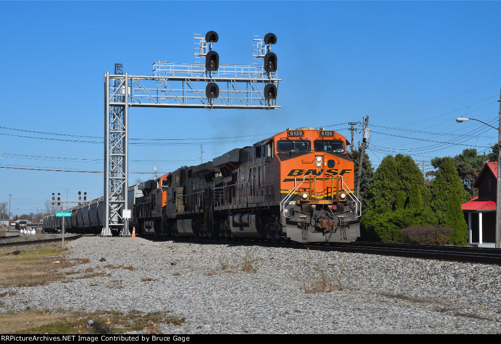 BNSF 6139